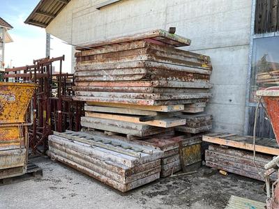 Übersichtsbild von Various formwork (35x)